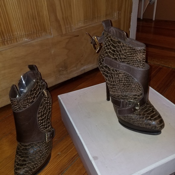 Michael kors leather booties - Picture 2 of 4